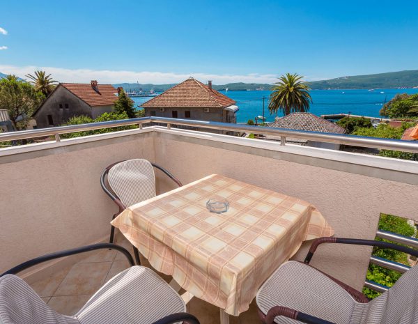 Studio with a beautiful sea view